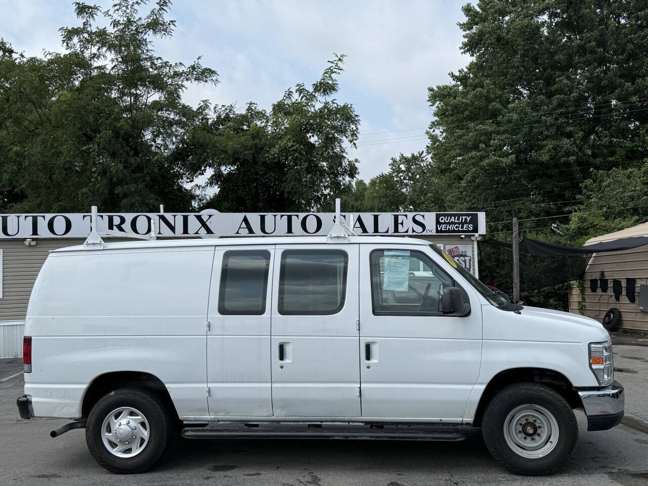 Used 2011 Ford E-250 and Econoline 250 w/ PWR Group RWD image 5