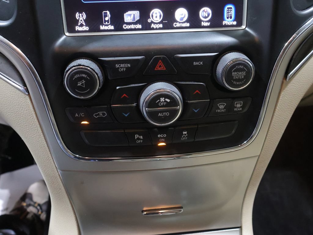 Used 2014 Jeep Grand Cherokee Limited AWD/4WD image 27
