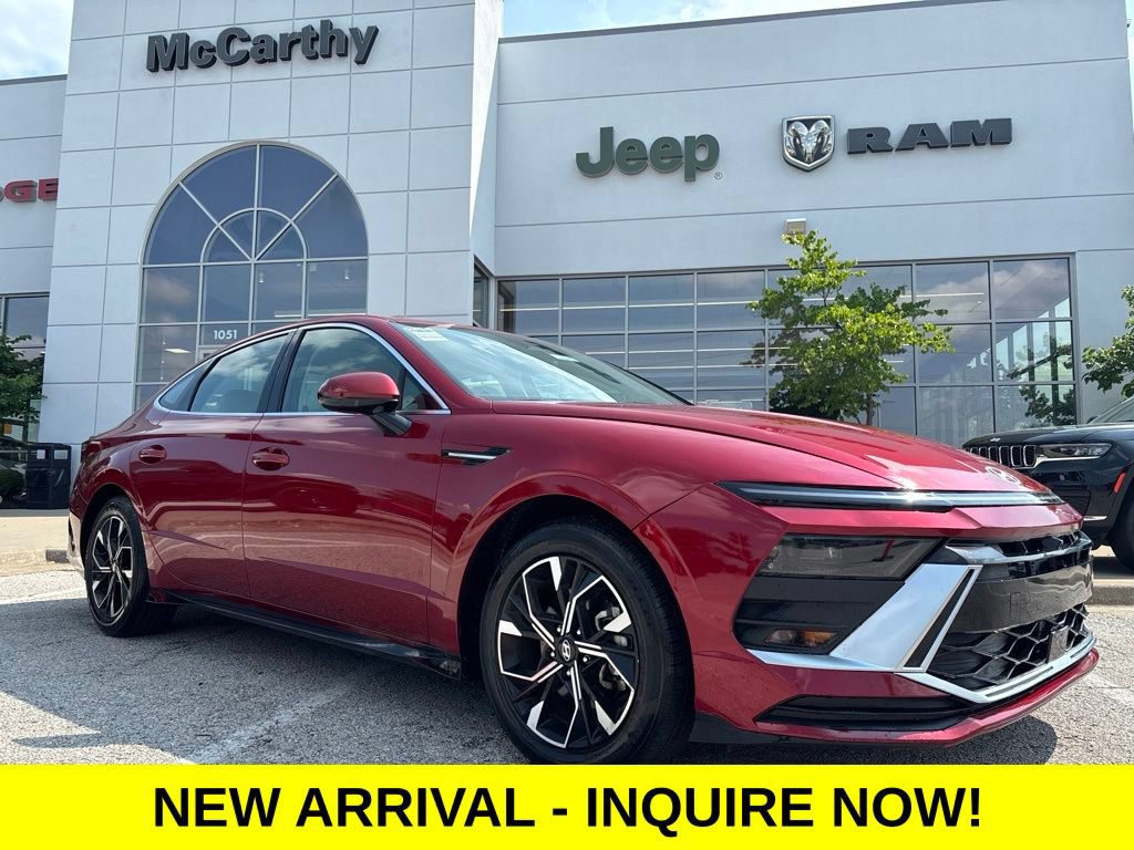 Used 2025 Hyundai Sonata SEL FWD image 1