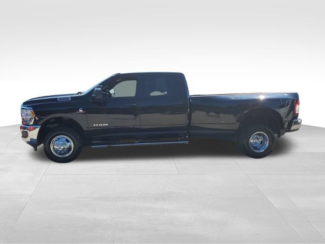 Used 2023 RAM 3500 Big Horn AWD/4WD image 7