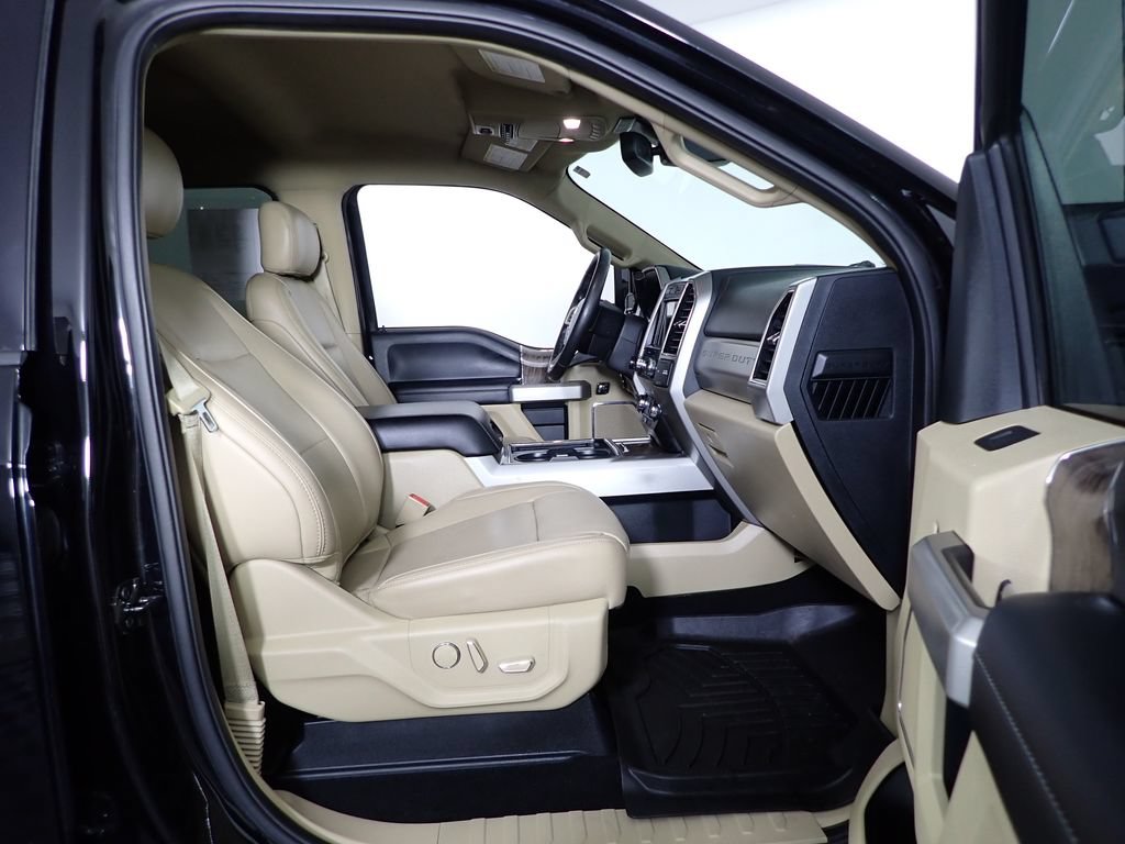 Used 2019 Ford F250 Lariat w/ Lariat Ultimate Package AWD/4WD image 39