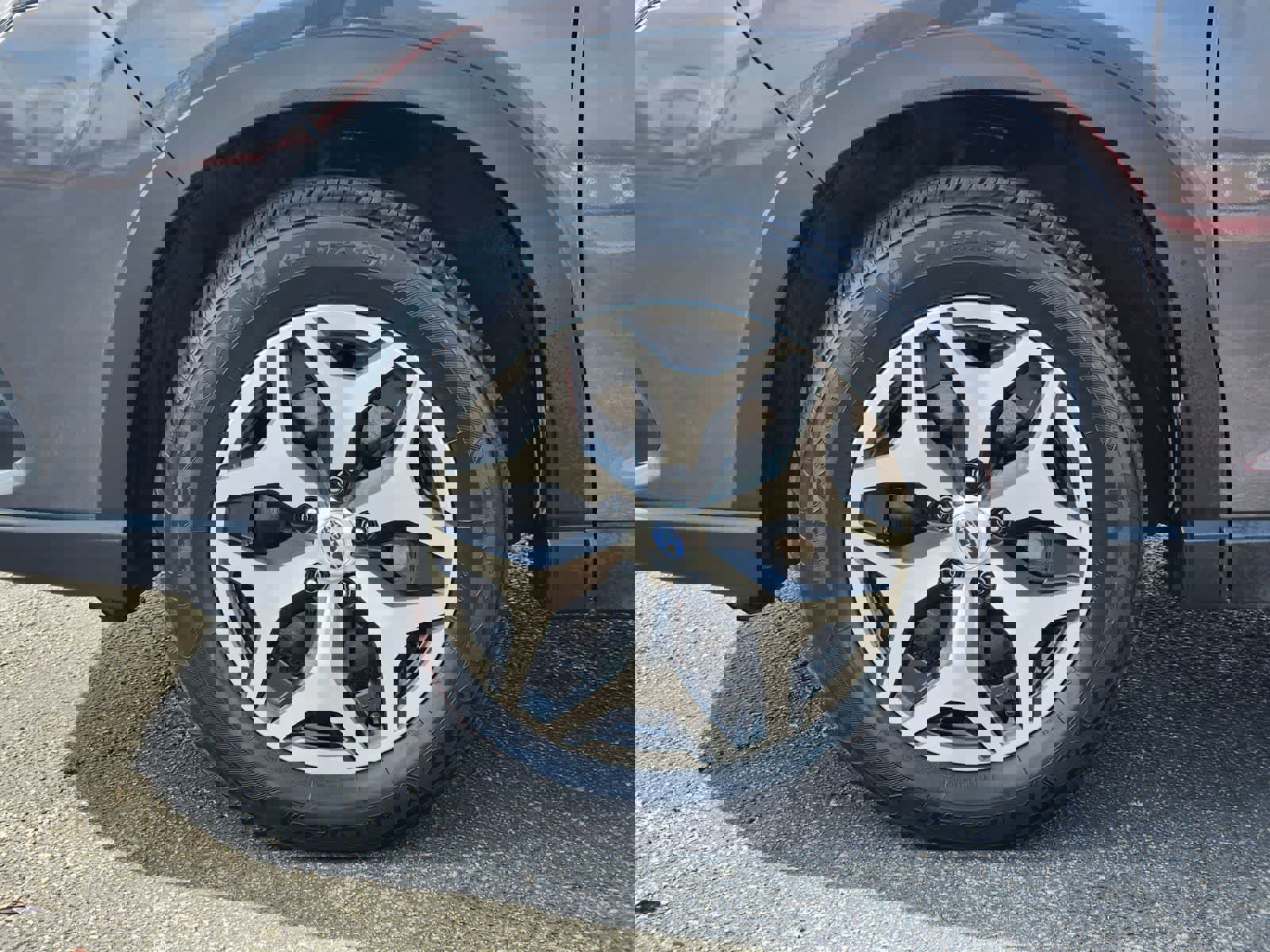 Used 2023 Subaru Forester Premium image 9