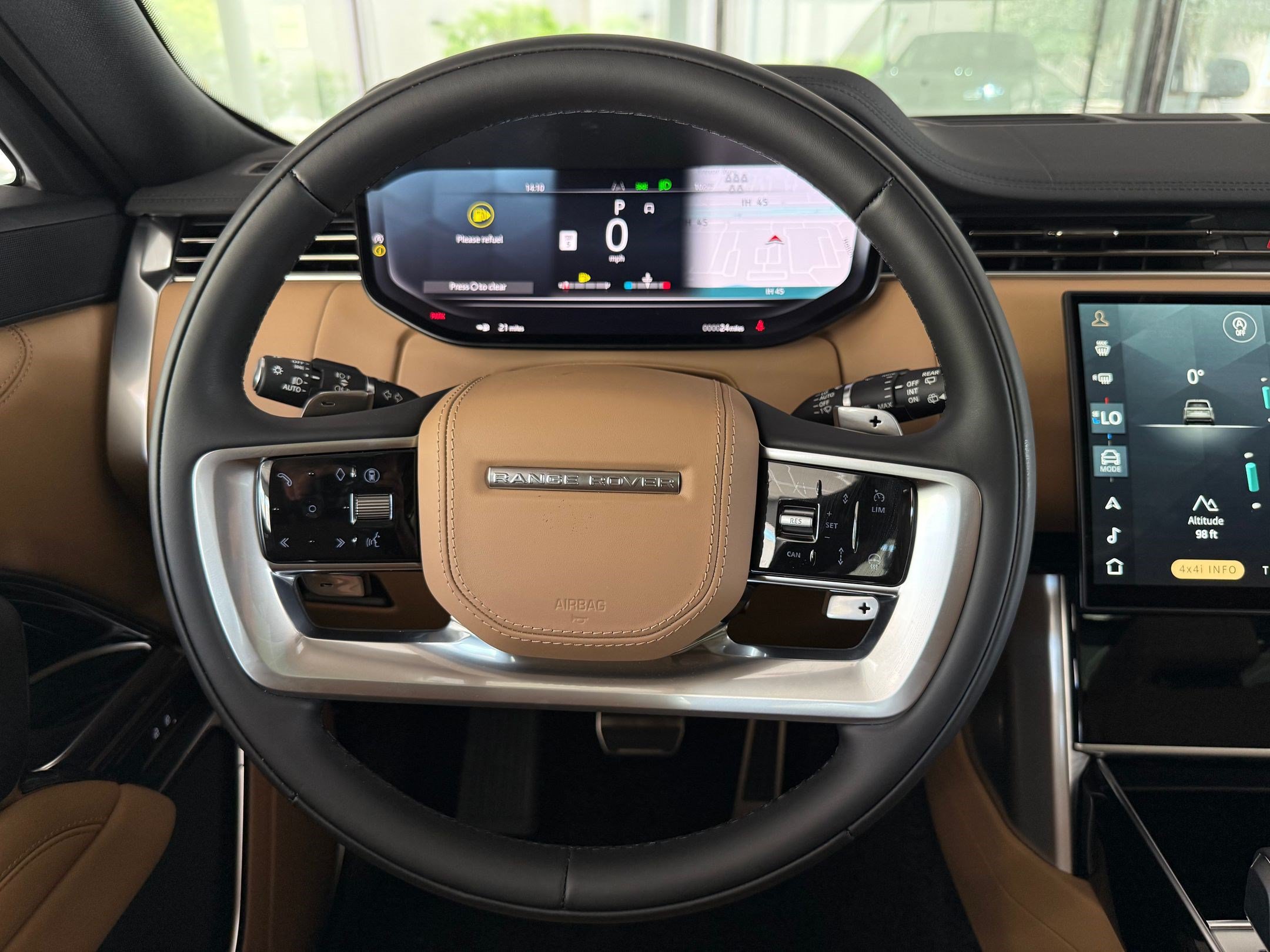 New 2026 Land Rover Range Rover Long Wheelbase SE AWD/4WD image 14