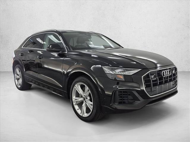 Used 2023 Audi Q8 Premium Plus AWD/4WD image 3