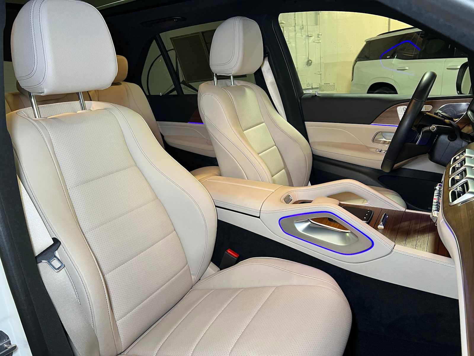 Used 2025 Mercedes-Benz GLE 450 4MATIC image 14