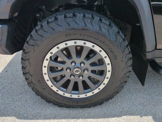 Used 2024 INEOS Grenadier AWD/4WD image 10