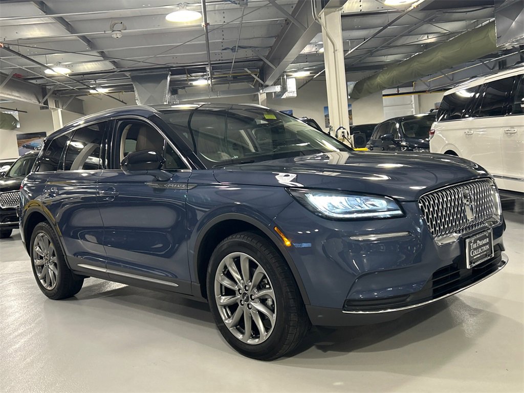 Certified 2022 Lincoln Corsair AWD w/ Premium Package image 1