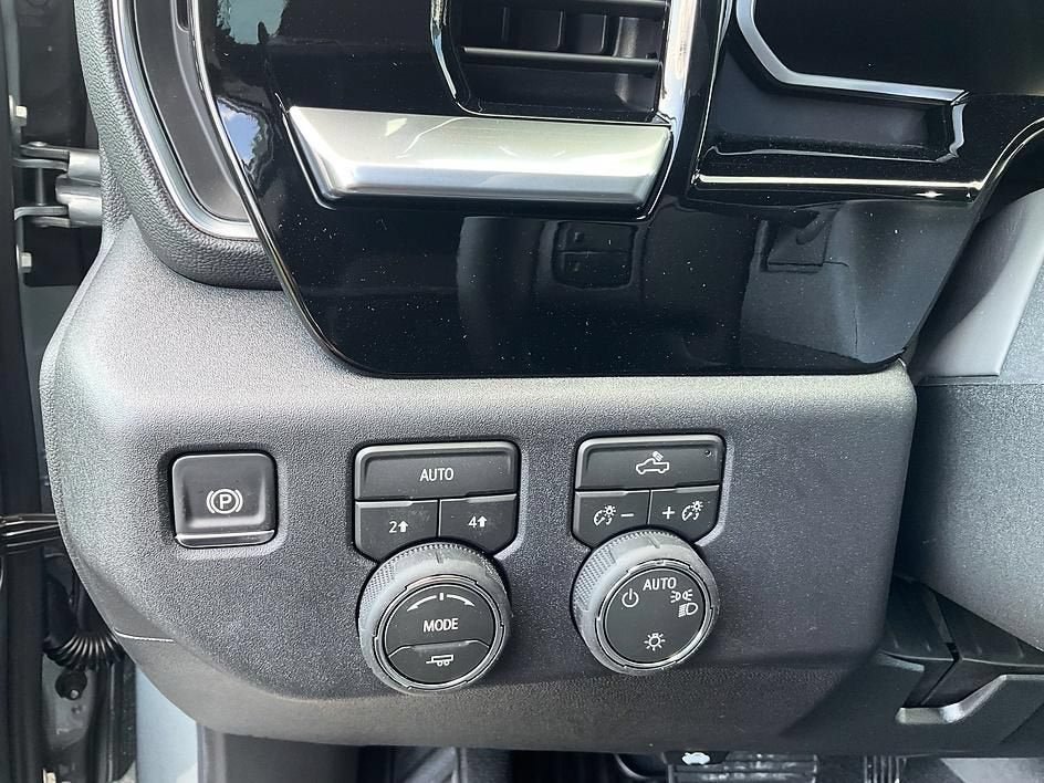 New 2026 Chevrolet Silverado 1500 LT AWD/4WD image 22
