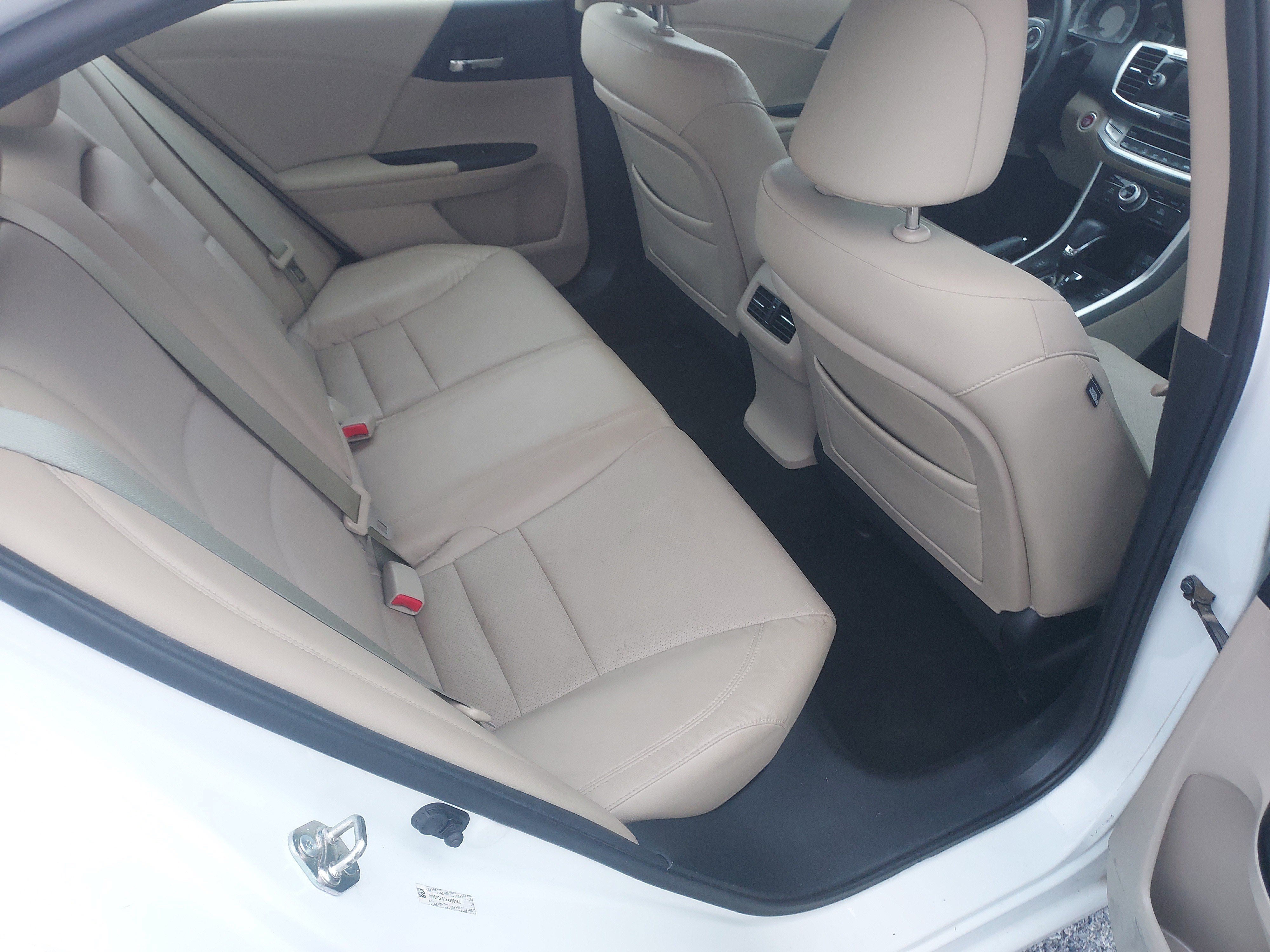 Used 2014 Honda Accord EX-L image 23