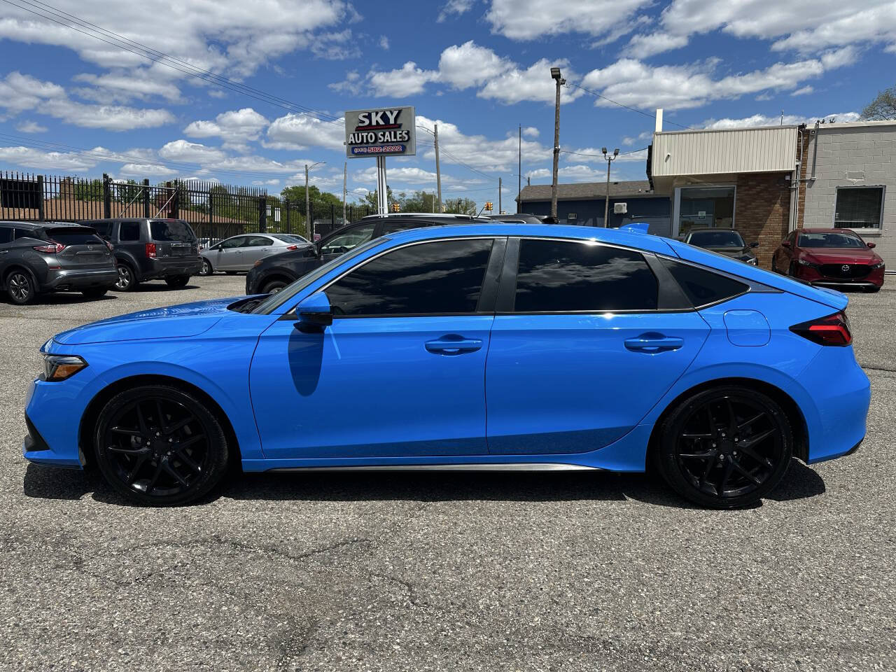 Used 2022 Honda Civic Sport Touring image 4