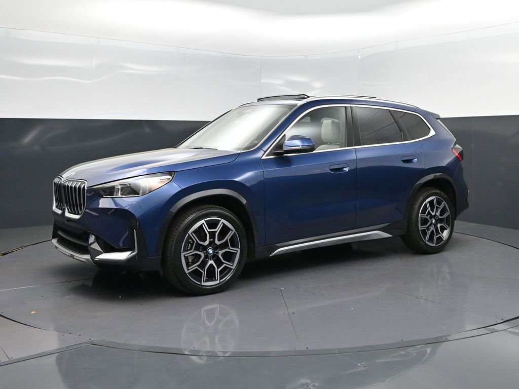 Certified 2025 BMW X1 xDrive28i image 3