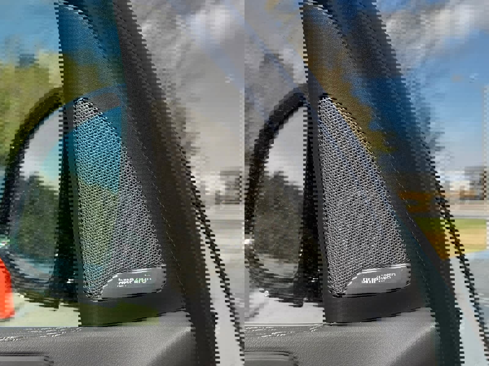 New 2026 BMW X5 xDrive50e w/ M Sport Package image 15