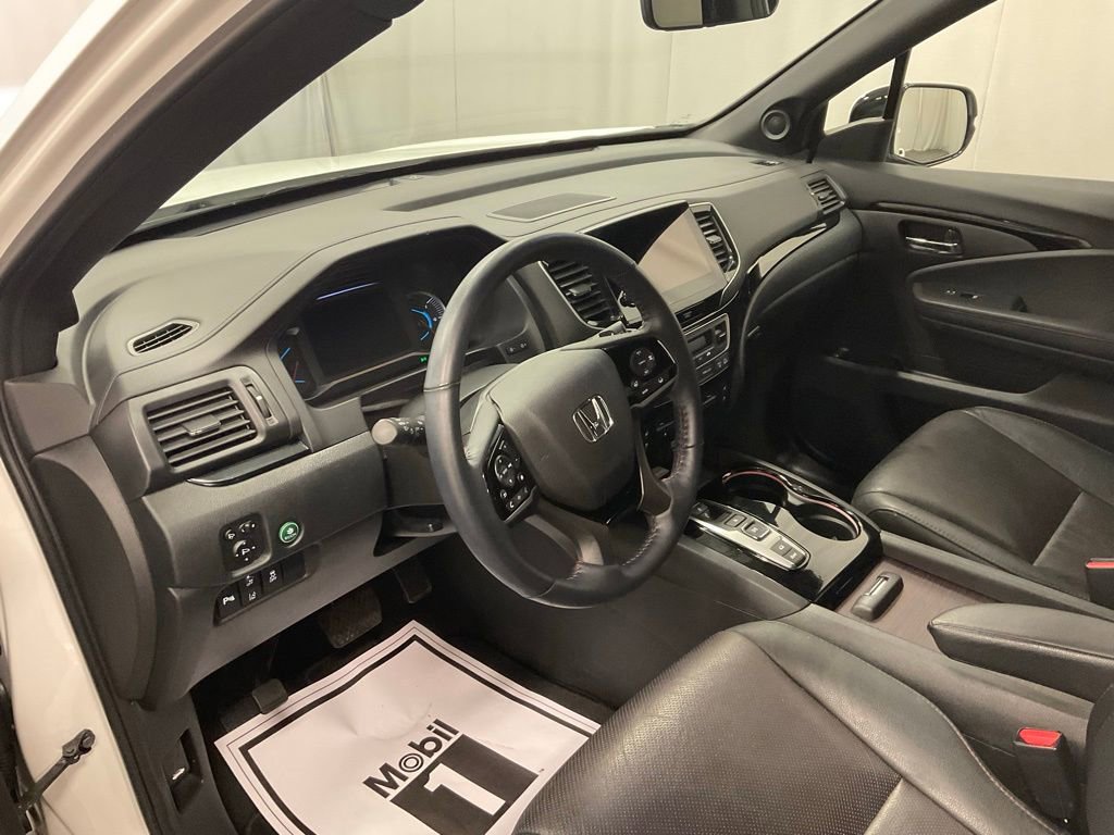 Used 2021 Honda Pilot Black Edition image 12