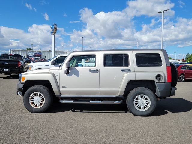Used 2008 HUMMER H3 Luxury AWD/4WD image 2