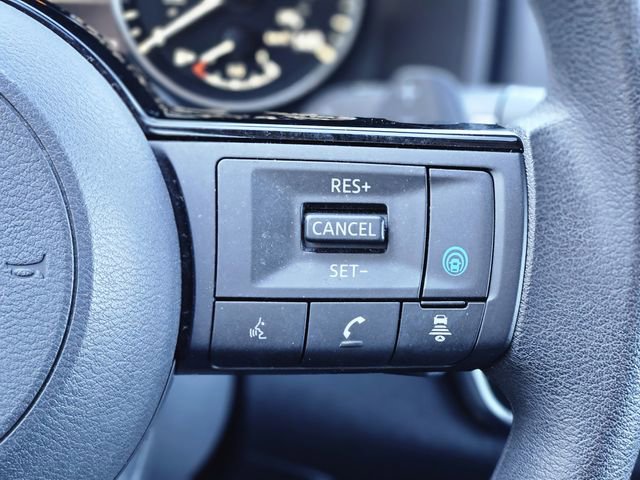 Certified 2023 Nissan Rogue SV image 18