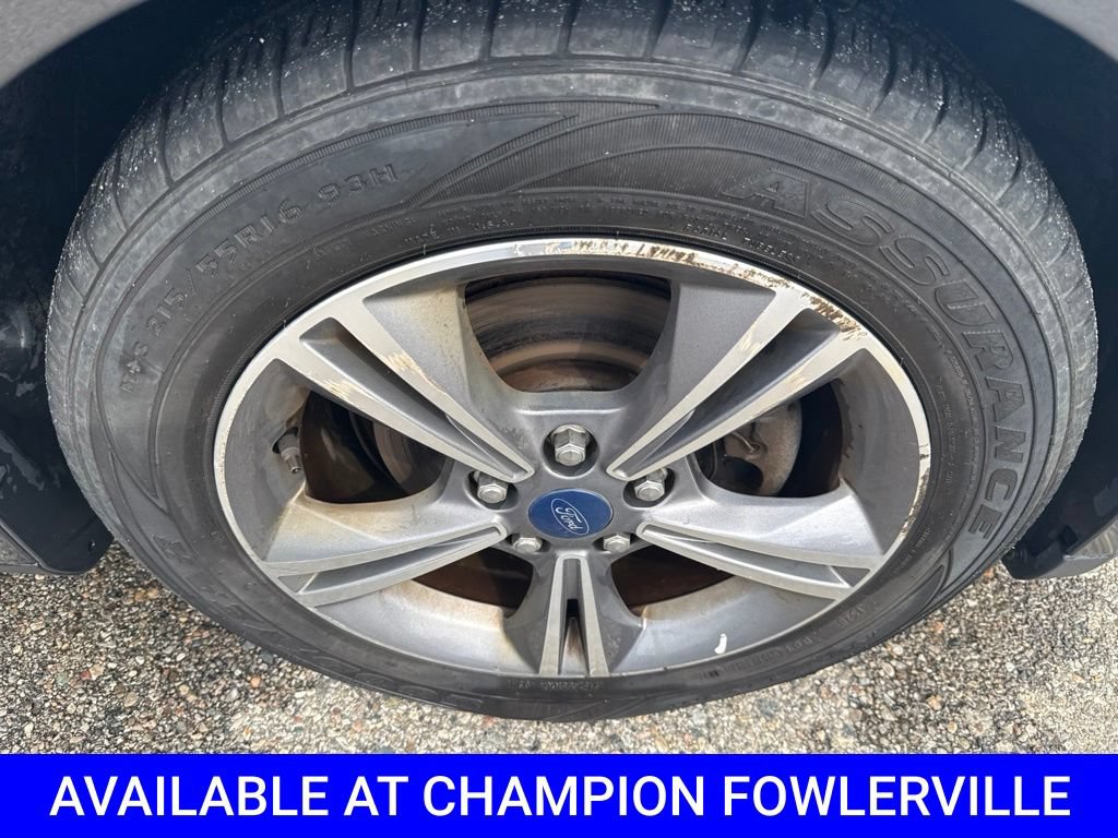 Used 2018 Ford Focus SE w/ SE Appearance Package FWD image 15