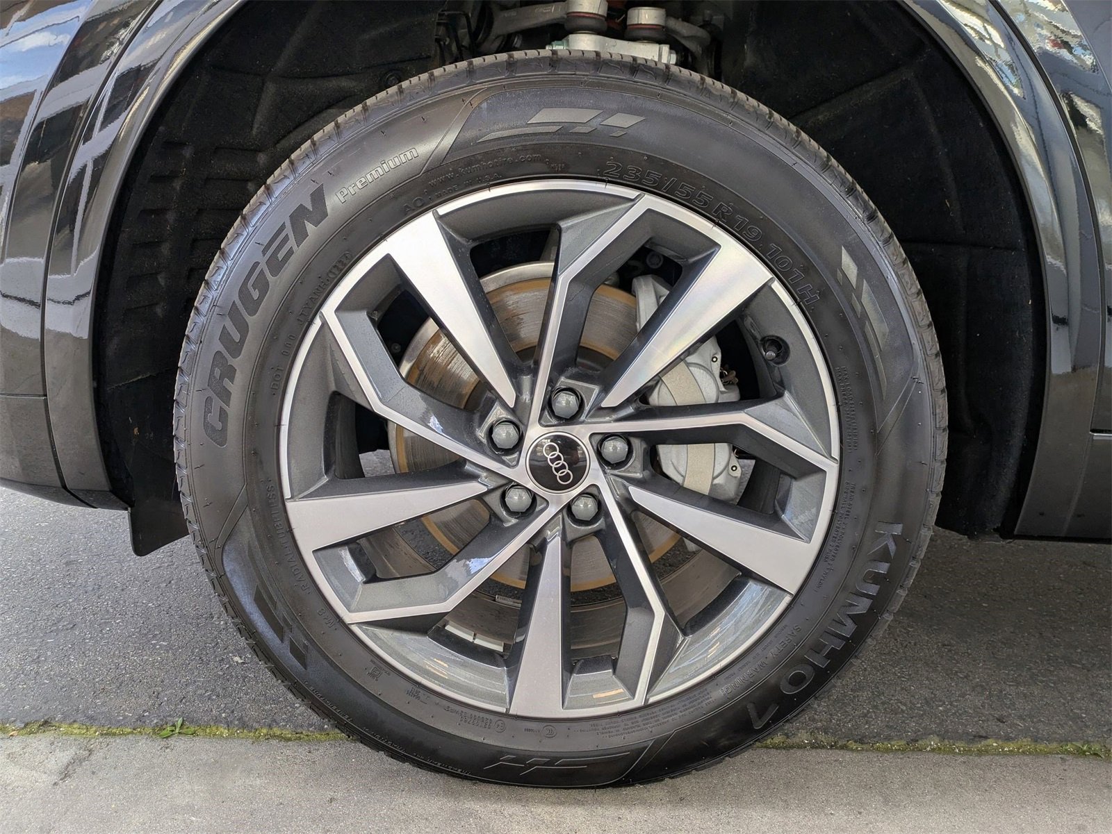 Used 2024 Audi Q5 2.0T Premium w/ Summer of Audi Package image 27