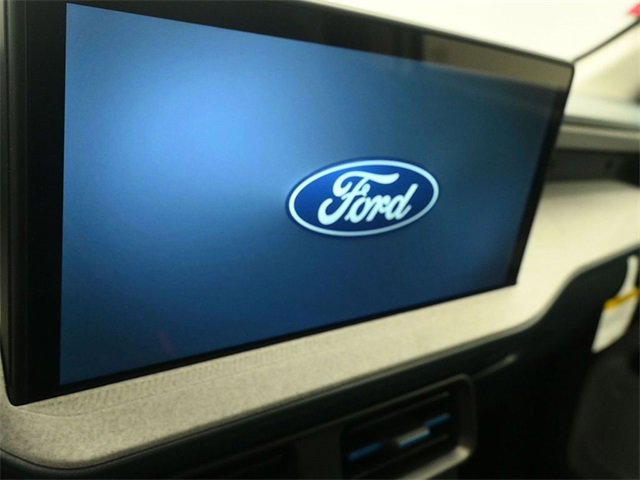 New 2025 Ford Maverick XLT image 15