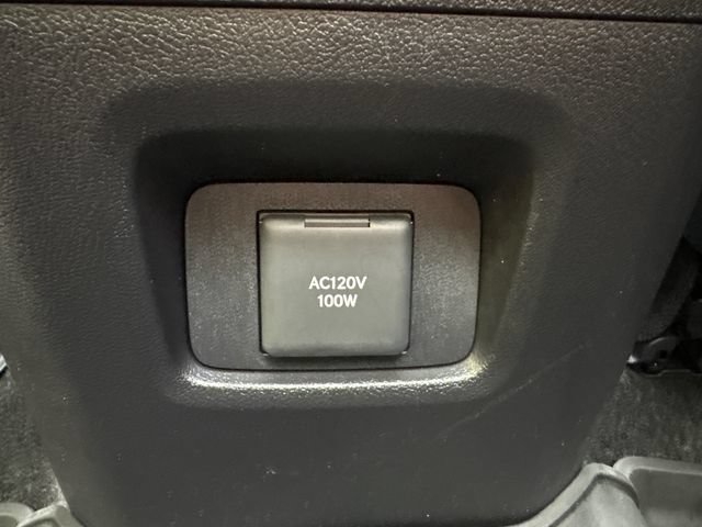 Used 2024 Toyota Grand Highlander AWD image 18