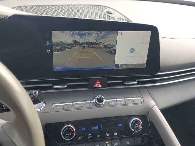 Used 2023 Hyundai Elantra SEL w/ Convenience Package image 24