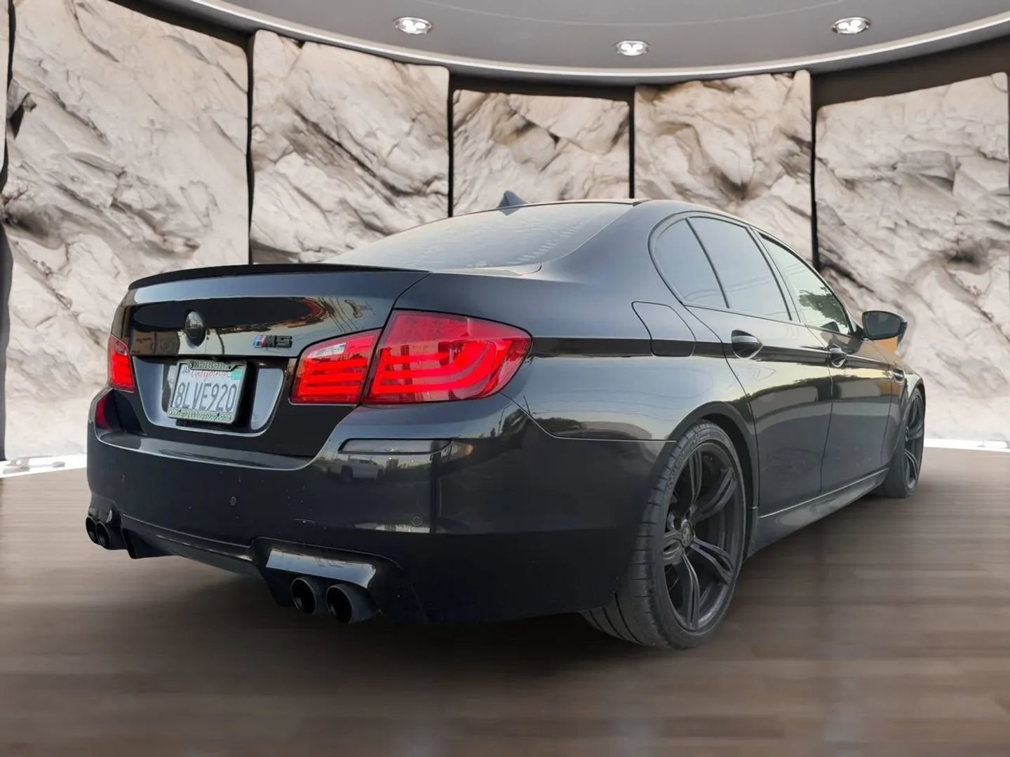 Used 2013 BMW M5 RWD image 6