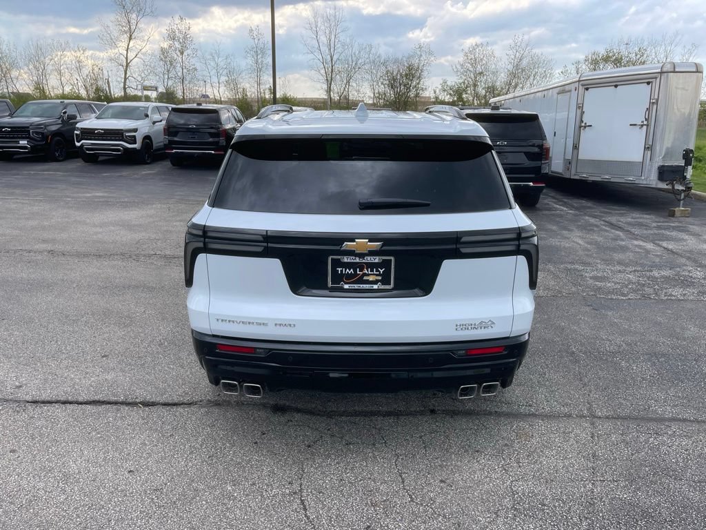 New 2026 Chevrolet Traverse High Country w/ LPO, Floor Liner Package AWD/4WD image 6