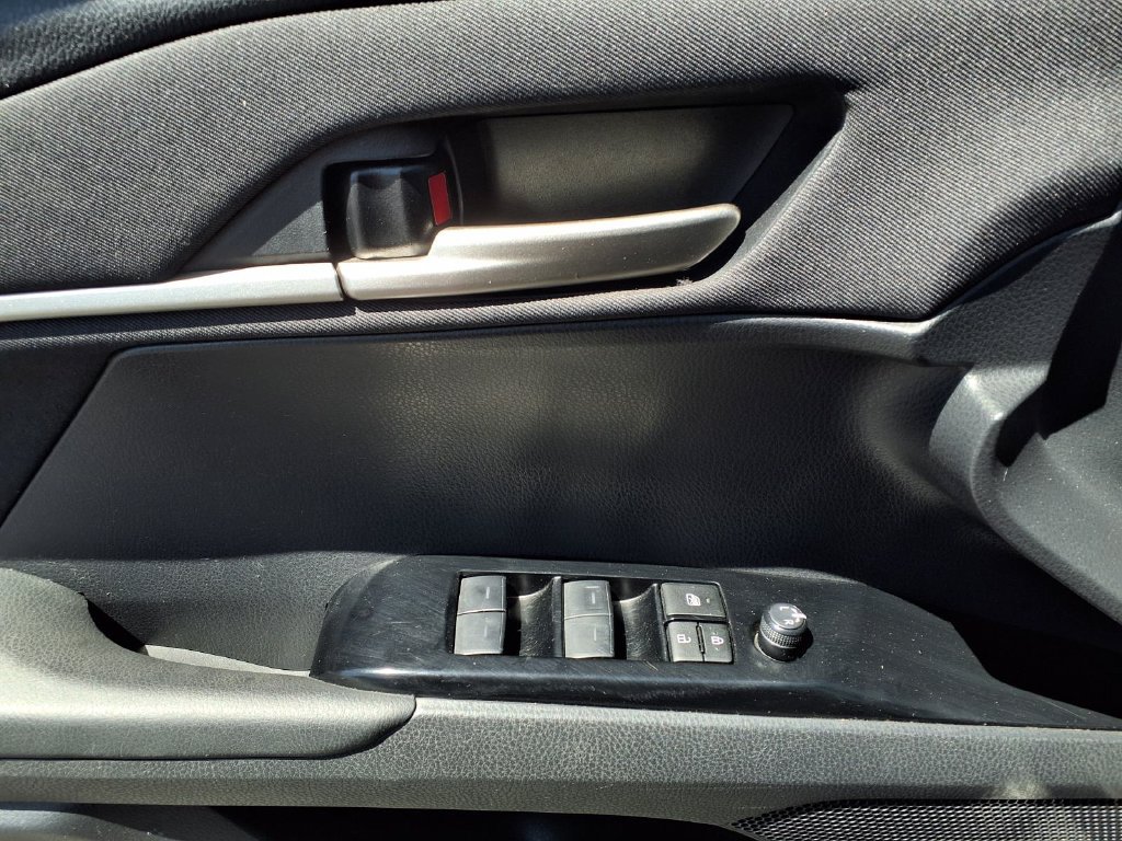 Certified 2025 Toyota Camry LE FWD image 19