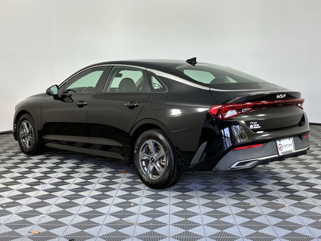 Used 2022 Kia K5 LX image 5