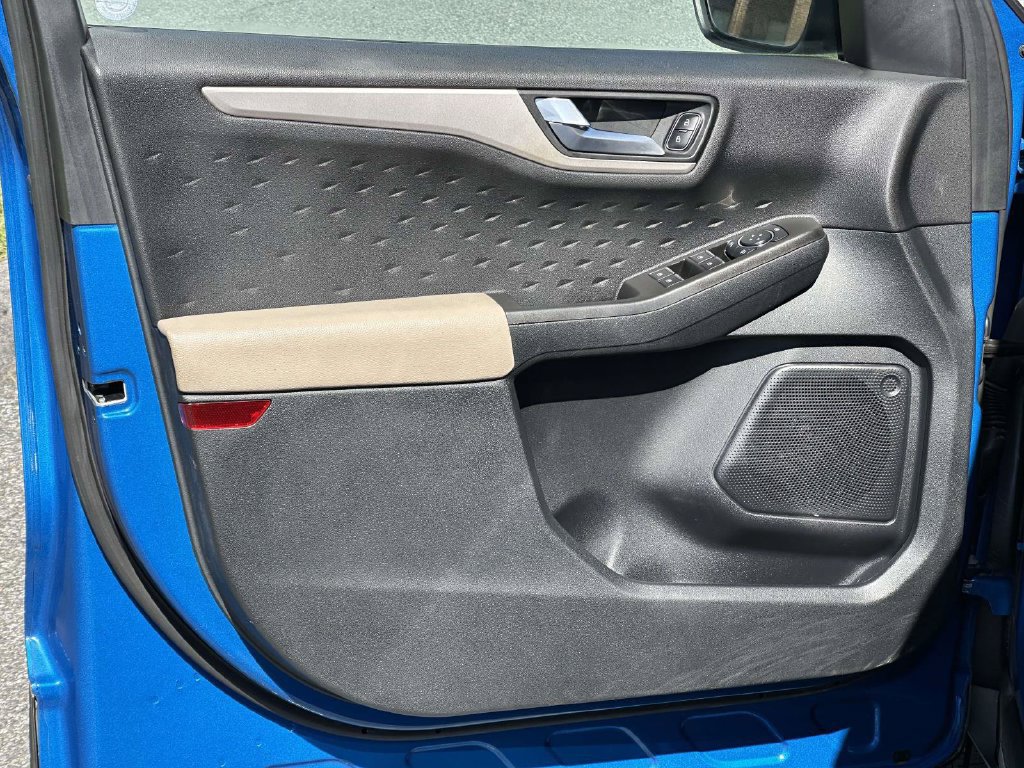 Certified 2020 Ford Escape SE Sport AWD/4WD image 15