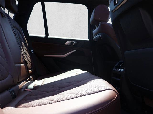 Certified 2026 BMW X5 xDrive50e w/ Premium Package image 24
