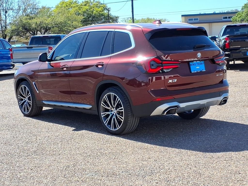 Used 2023 BMW X3 sDrive30i w/ Premium Package RWD image 3