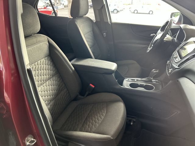 Used 2018 Chevrolet Equinox LT w/ Sun & Infotainment Package AWD/4WD image 27