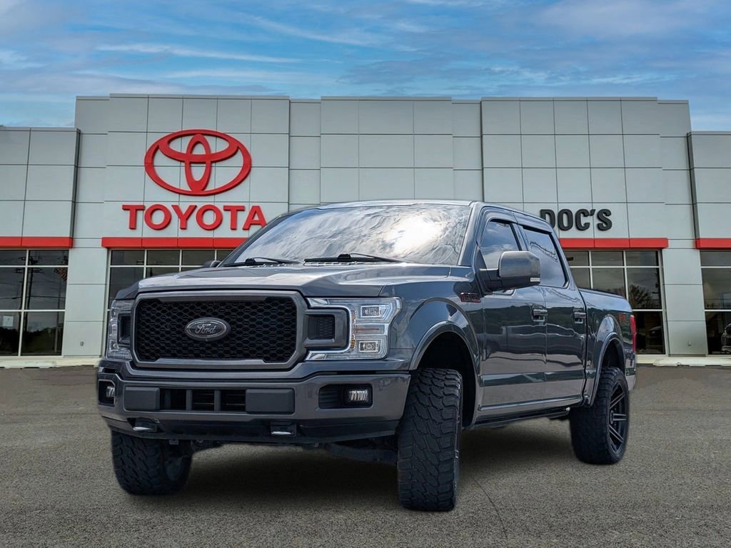 Used 2018 Ford F150 Platinum w/ Equipment Group 701A Luxury AWD/4WD image 1