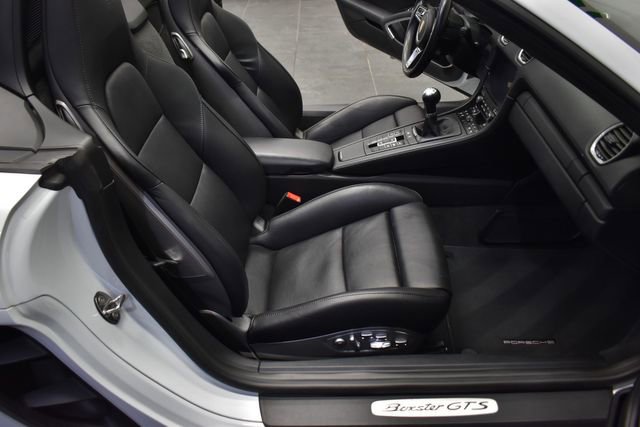 Used 2018 Porsche 718 Boxster GTS image 24