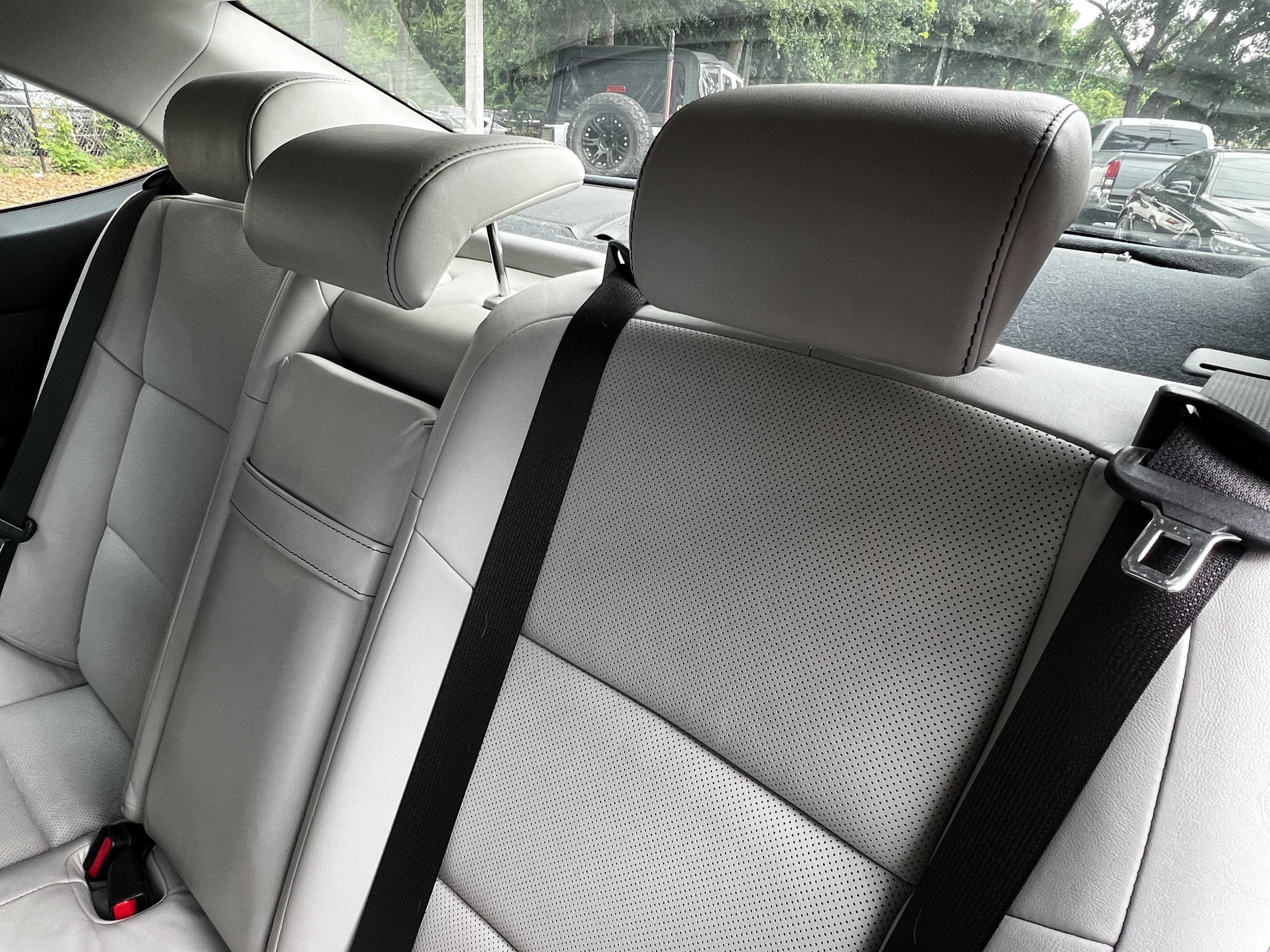 Used 2013 Lexus ES 350 w/ Luxury Pkg FWD image 33