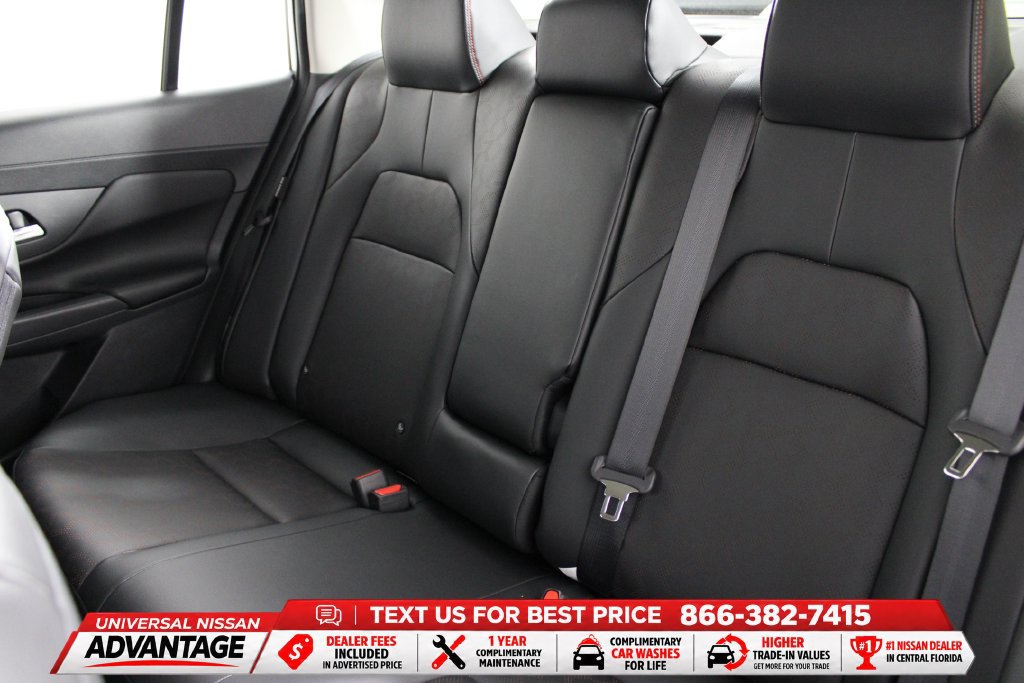 New 2026 Nissan Sentra SR w/ SR Premium Package FWD image 17