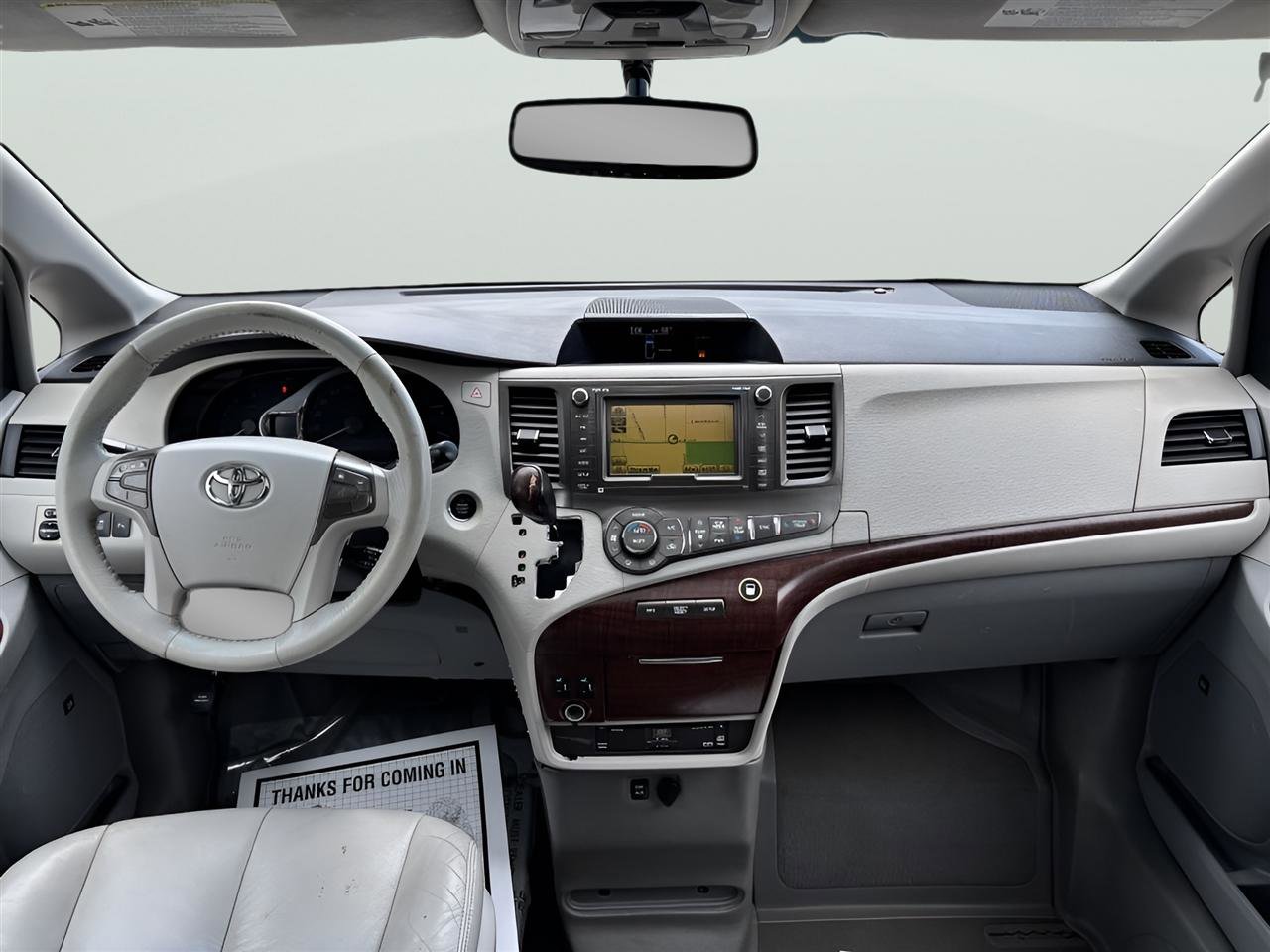 Used 2011 Toyota Sienna XLE w/ Premium Pkg FWD image 16