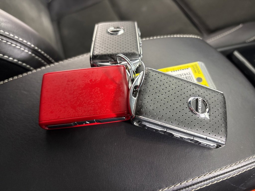 Used 2019 Volvo XC40 T5 R-Design image 43