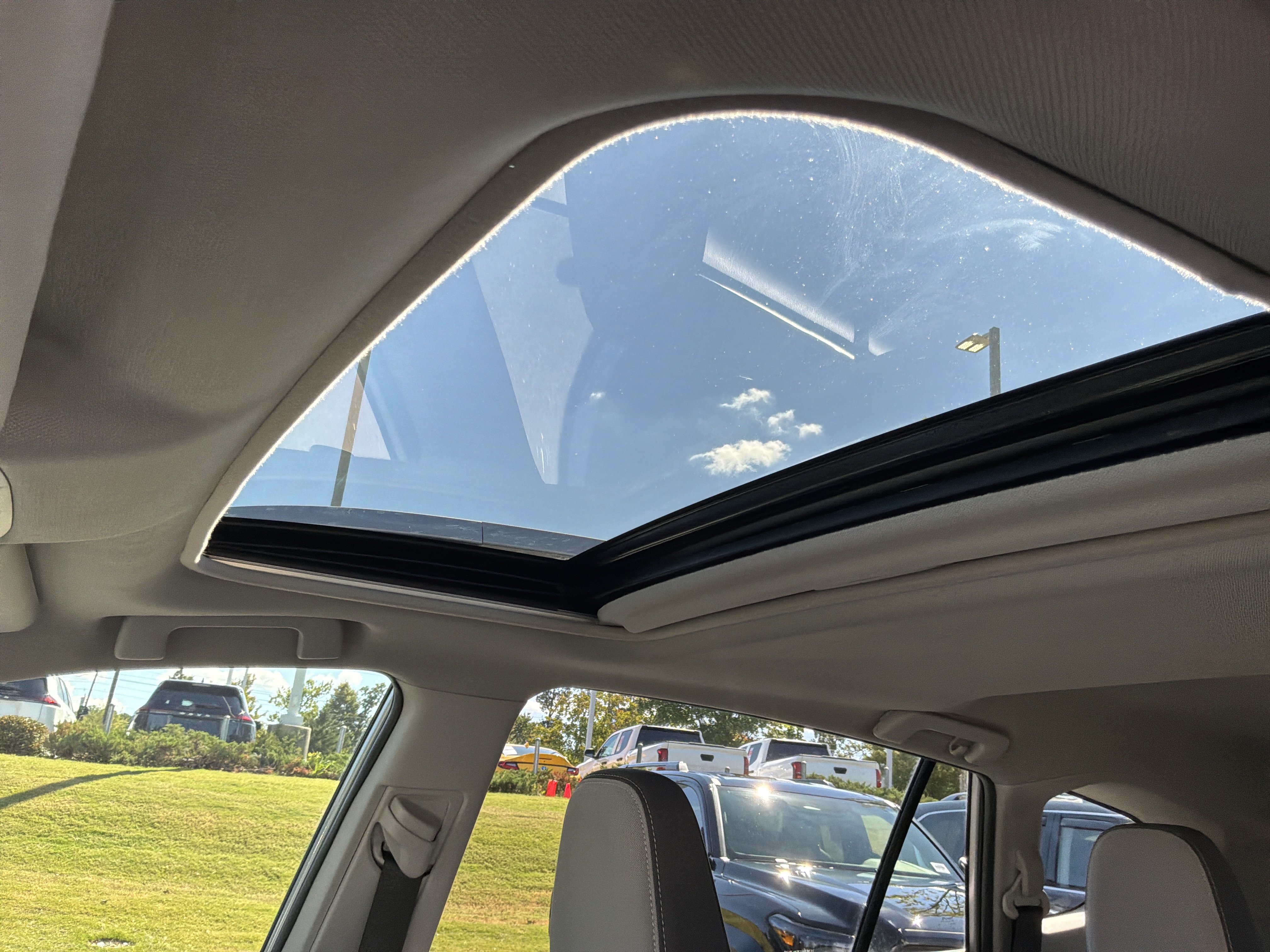 Used 2014 Toyota RAV4 XLE FWD image 27