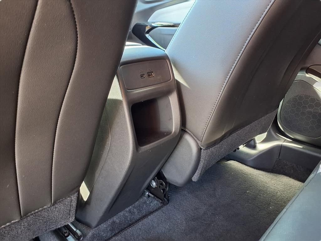 Used 2024 Chevrolet Trax LT image 24