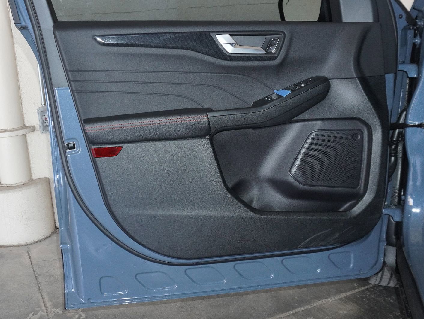 New 2026 Ford Escape ST-Line Select image 32