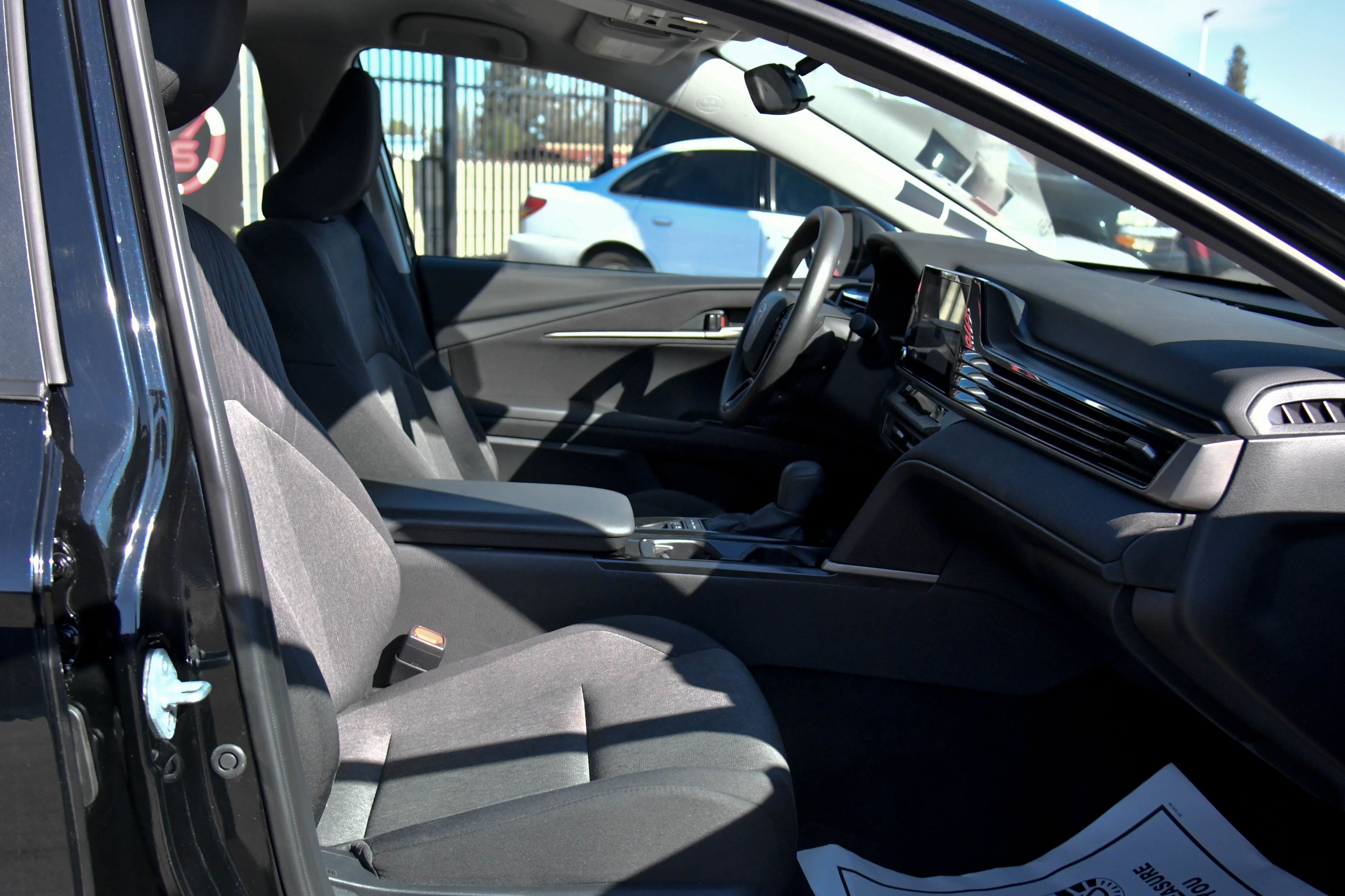 Used 2025 Toyota Camry LE image 44