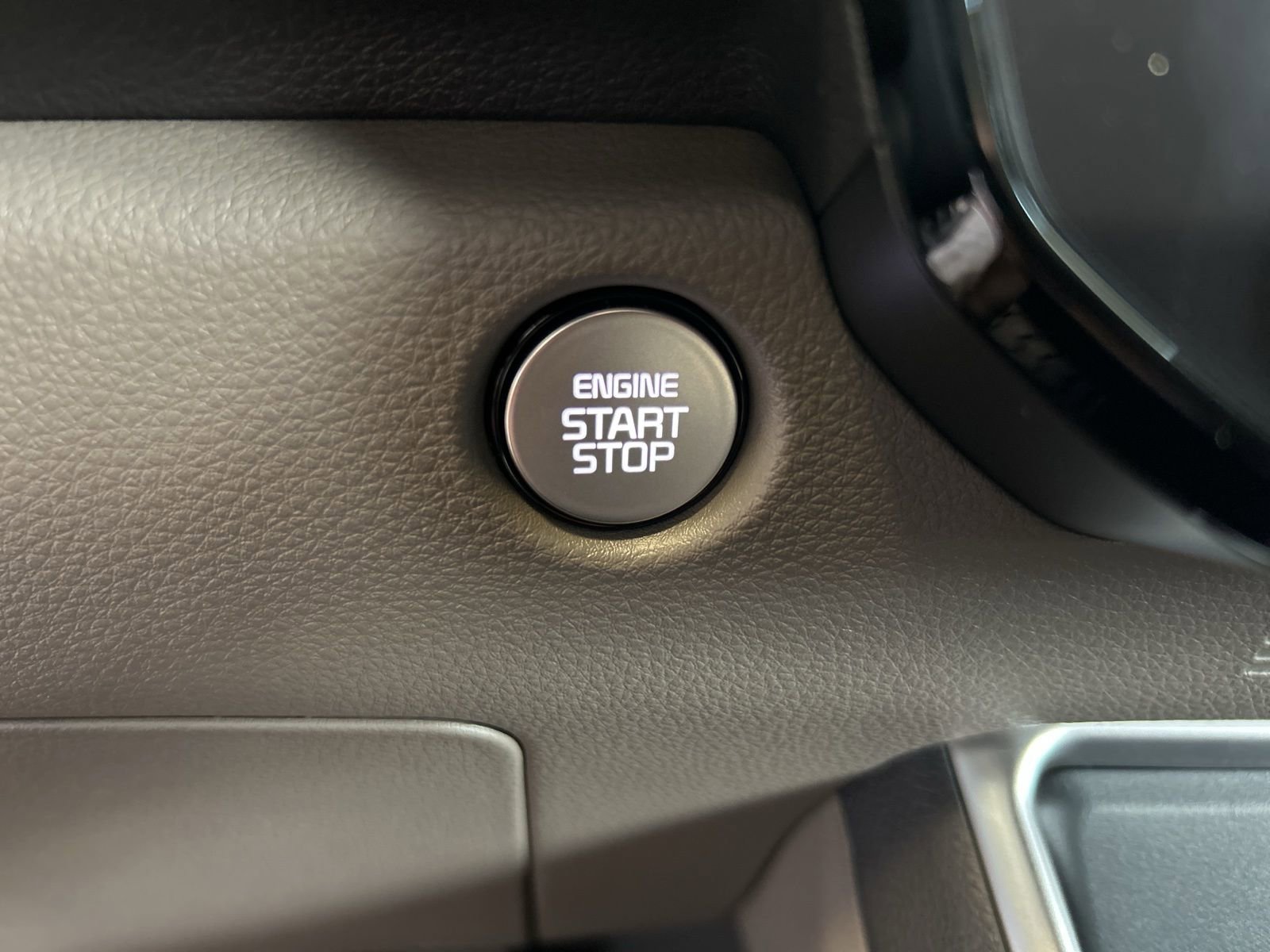 New 2026 Kia Carnival image 30