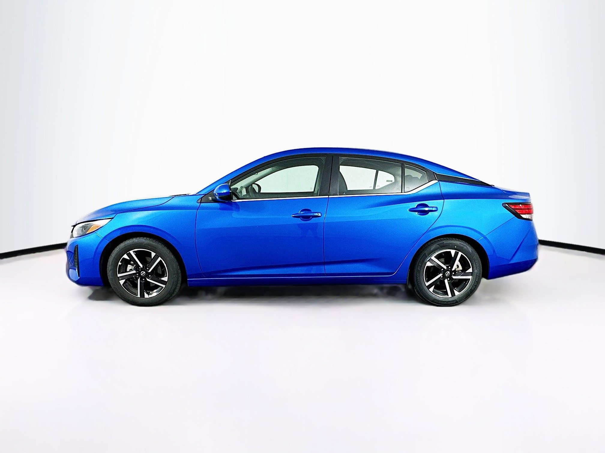 Used 2024 Nissan Sentra SV image 4