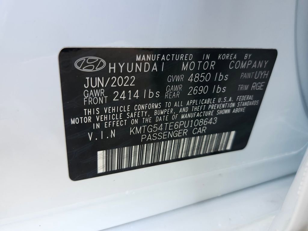 Used 2023 Genesis G70 3.3T w/ Sport Prestige Package image 21