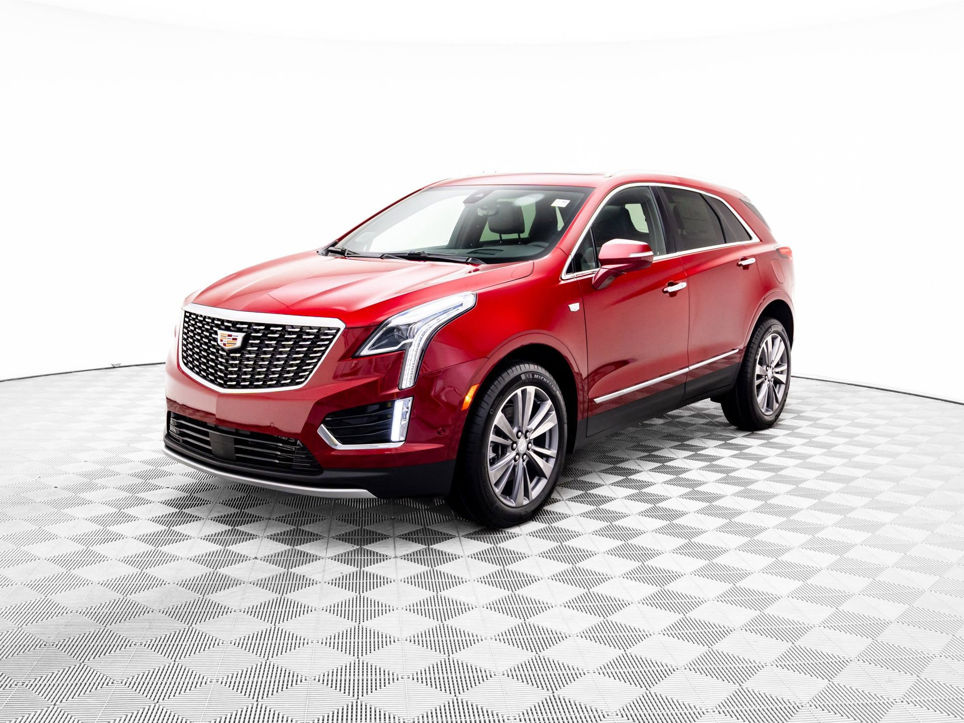 New 2026 Cadillac XT5 Premium Luxury w/ Driver Assist Package image 3