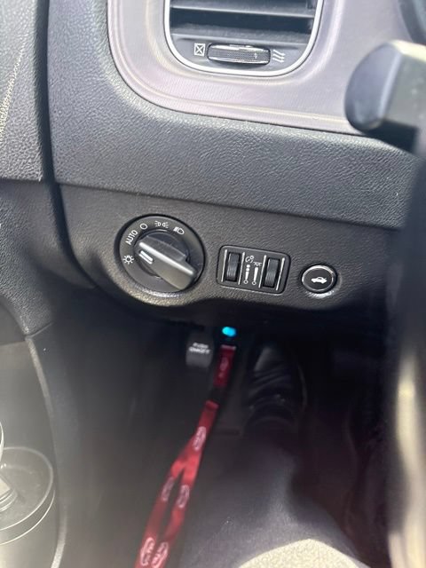Used 2023 Dodge Charger SXT w/ Cold Weather Package RWD image 19