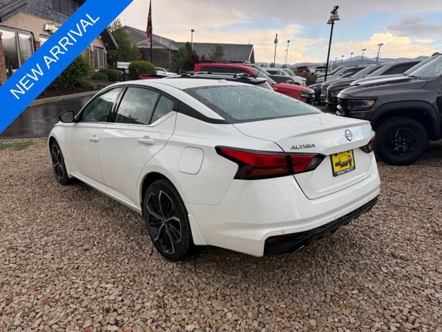Used 2024 Nissan Altima 2.5 SR w/ SR Premium Package AWD/4WD image 6