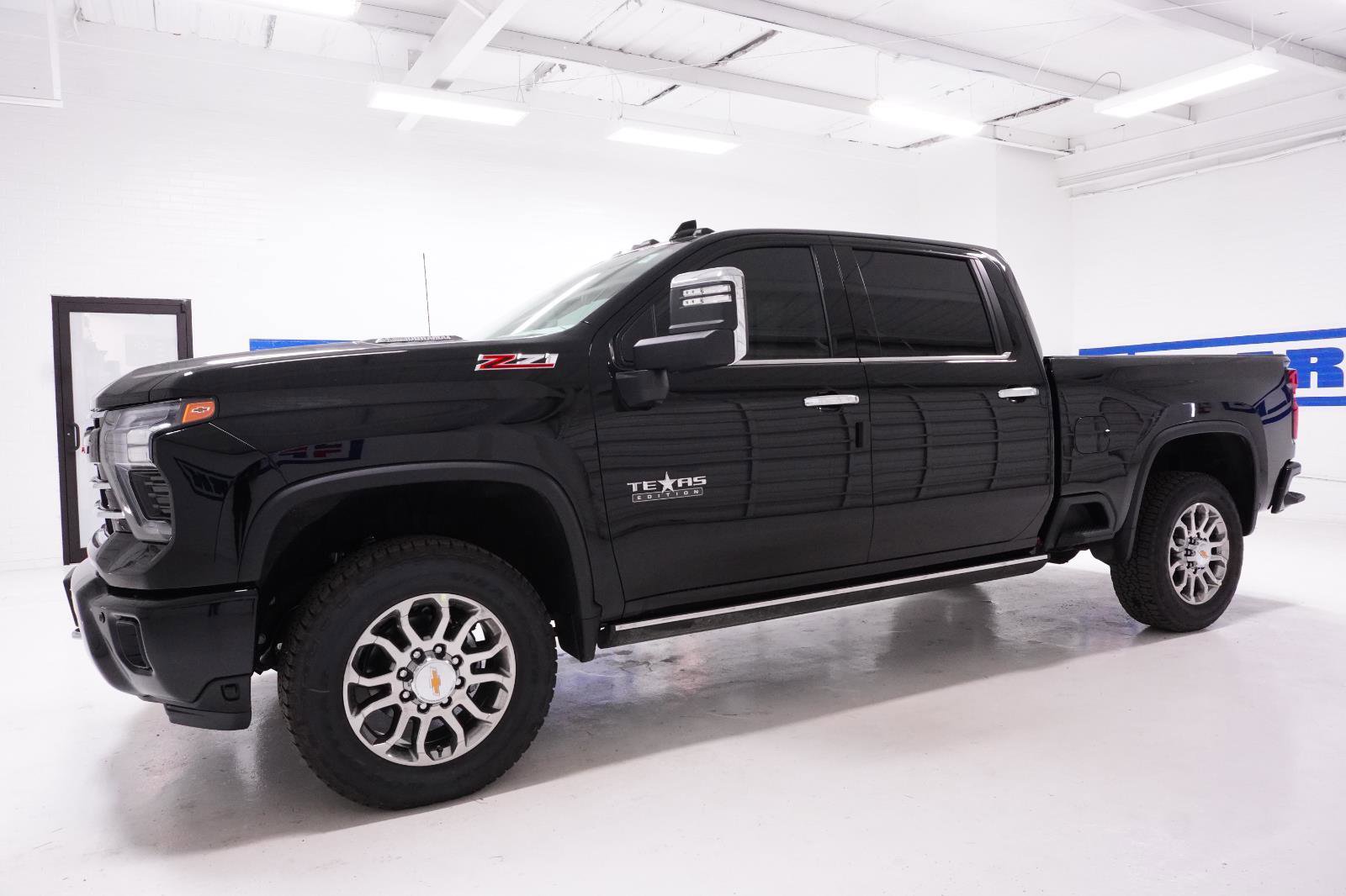 New 2026 Chevrolet Silverado 2500 LTZ w/ Z71 Chrome Sport Edition image 8