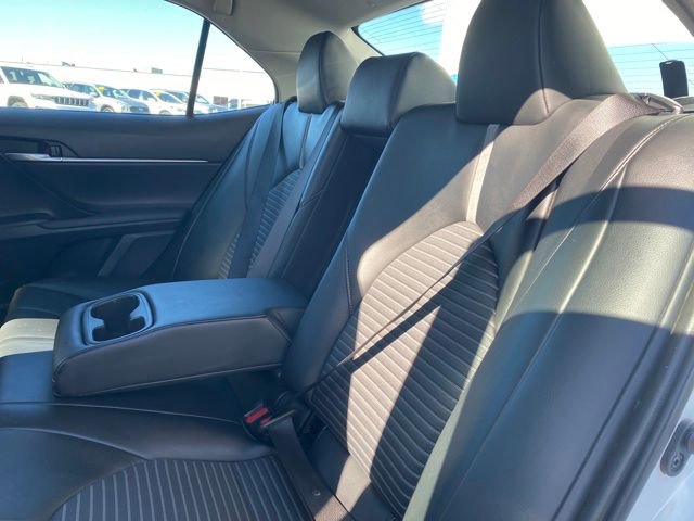 Used 2023 Toyota Camry SE image 16